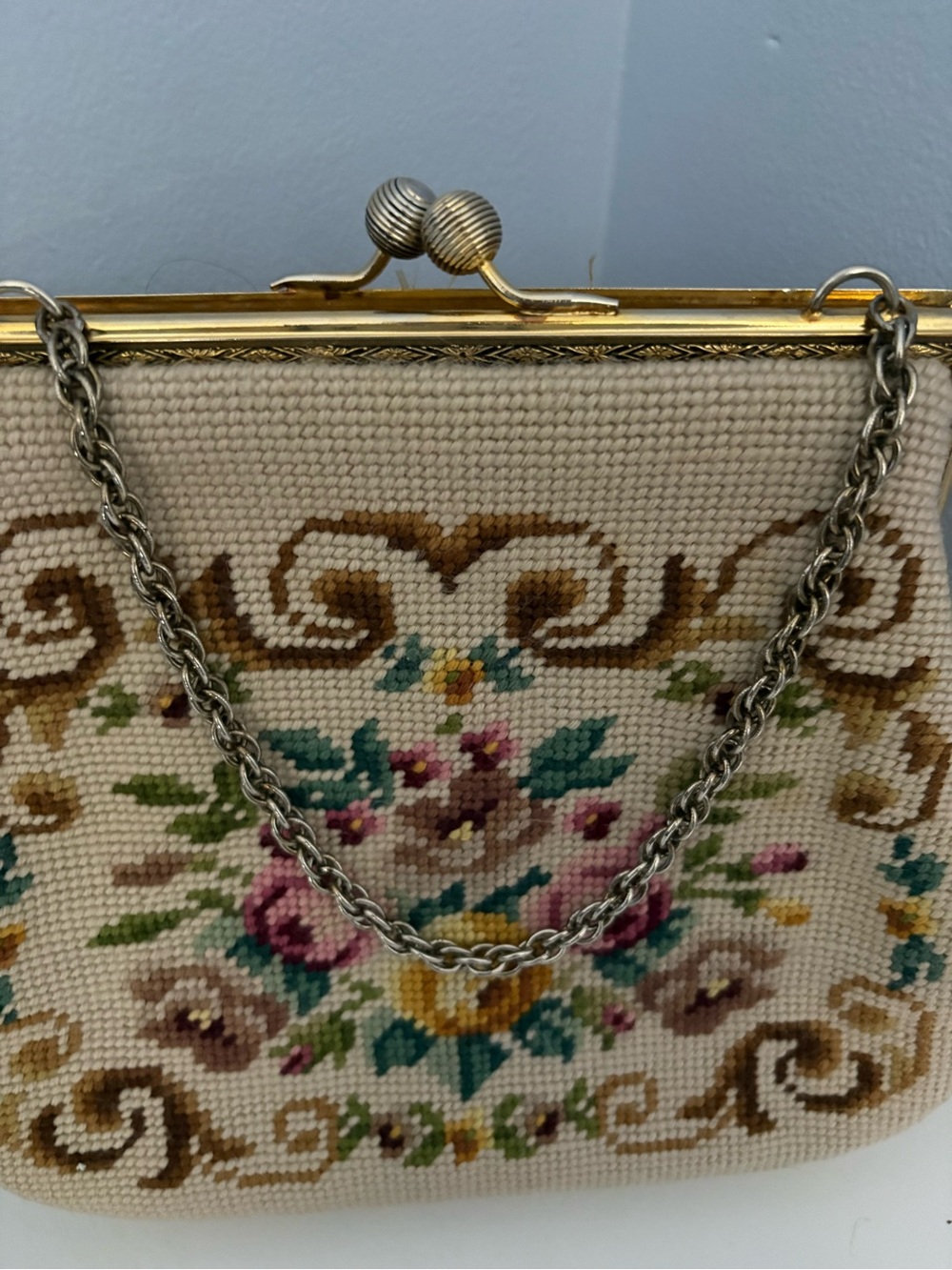 Vintage Floral Needlepoint Frame Clutch in Beige, Pink and Gold - Picture 8 of 8